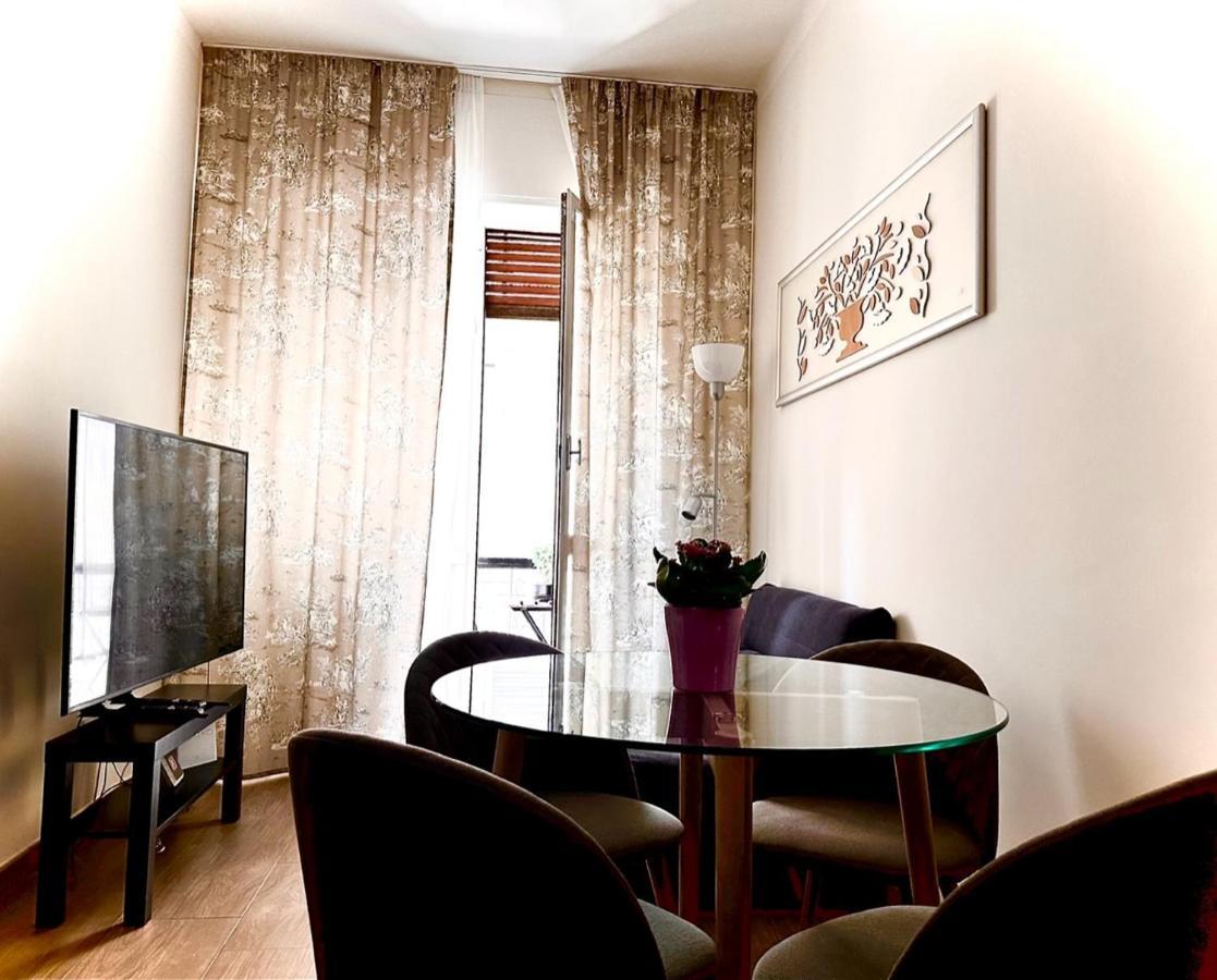 Maison D'or - Via Cecchi Appartement *